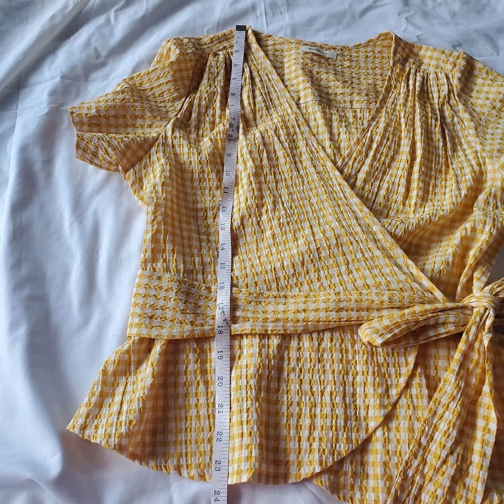 Max Studio Yellow Checker wrap blouse L - Picture 12 of 14